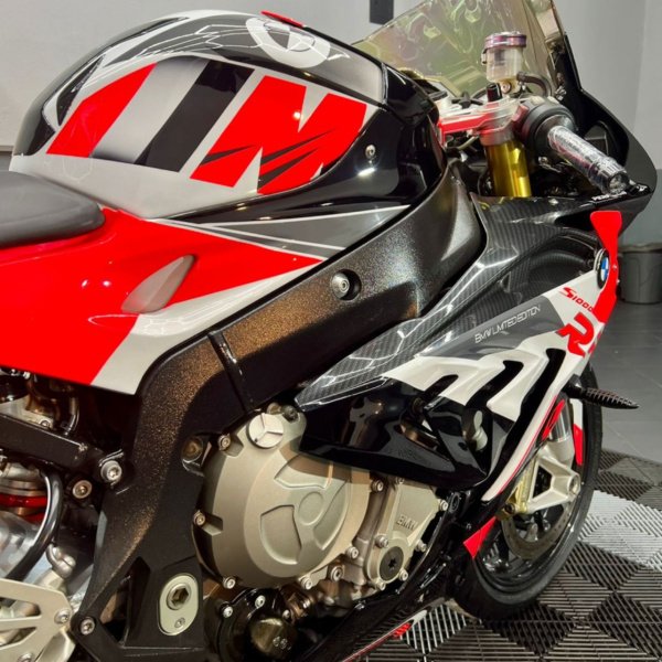 BMW S1000 RR 2016